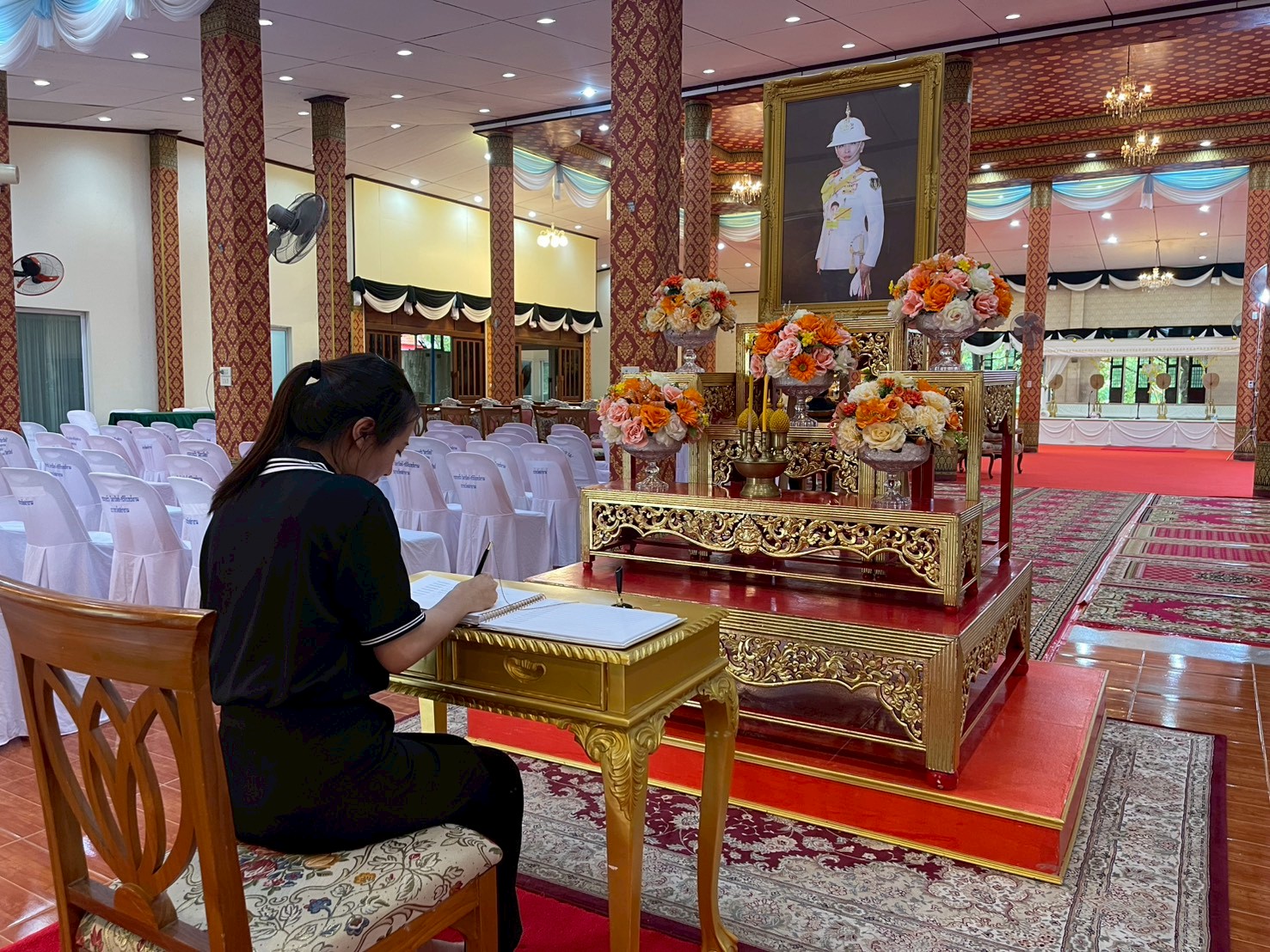 title - วันที่ 16 มิถุนายน 2569 เวลา 19.00 น. นายวิทูล ประดิษฐบุญ ปฏิรูปที่ดินจังหวัดปราจีนบุรี พร้อมด้วย ข้าราชการ และเจ้าหน้าที่ ส.ป.ก.ปราจีนบุรี เข้าร่วมพิธี บำเพ็ญกุศลสวดพระอภิธรรมอุทิศถวายพระกุศลแด่ สมเด็จพระเจ้าลูกเธอ เจ้าฟ้าพัชรกิติยาภา นเรนทิราเทพยวดี กรมหลวงราชสาริณีสิริพัชร มหาวัชรราชธิดา